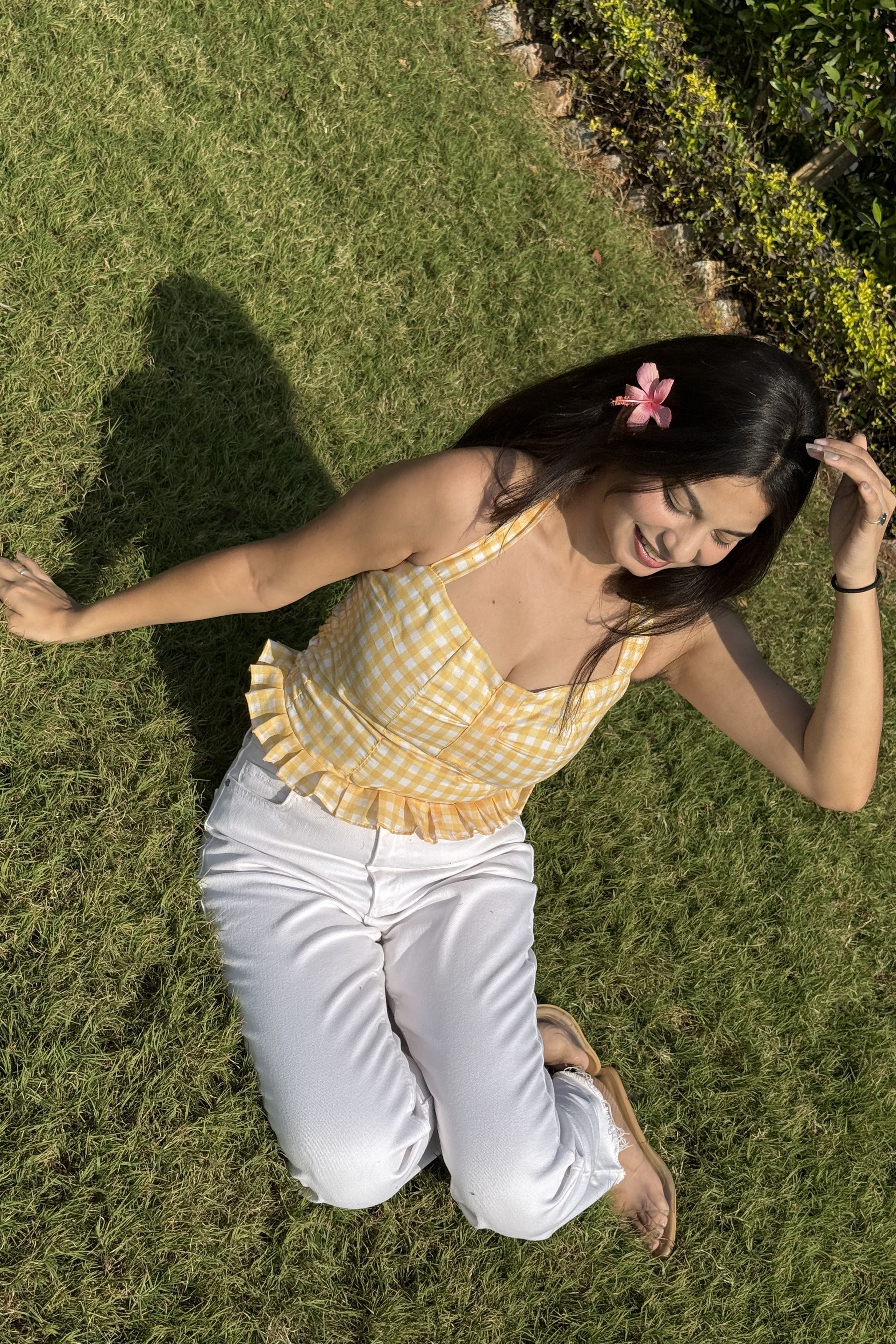 SUMMER VIBES GINGHAM TOP